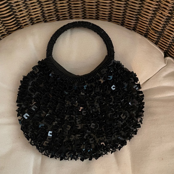 Handbags - Beautiful black beaded and sequined handbag.   New vintage.